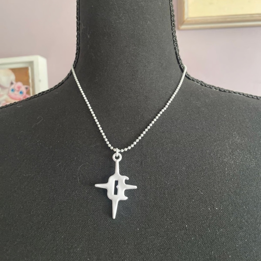 Dolls Kill White Pendant Necklace - Picture 3 of 3